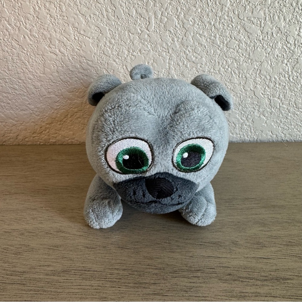Disney Junior Puppy Dog Pals Bingo Plush – Gray Pug with Blue Collar – 8”‎